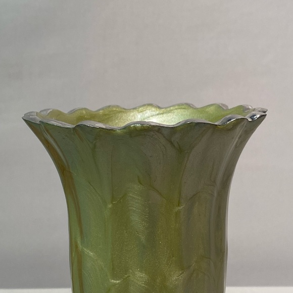 SIGNED Julia Knight  PEONY-KIWI 7" Vase Light Green & Sand Cast Aluminum HTF - Picture 6 of 9